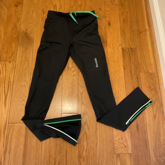Men's Reebok Play Dry Black Running Pants, Size S - Picture 1 of 5